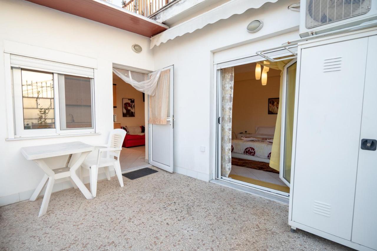 Attica Train Station 1 Bedroom 4 Pers Apartment Афины Экстерьер фото
